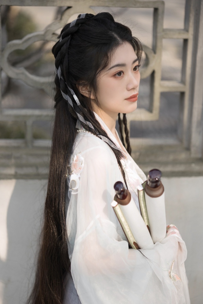 全端色调下的传记